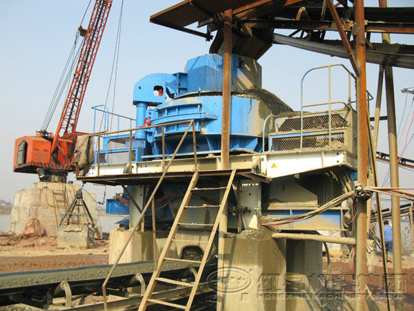 風(fēng)化砂制砂生產(chǎn)線作業(yè)現(xiàn)場(chǎng)