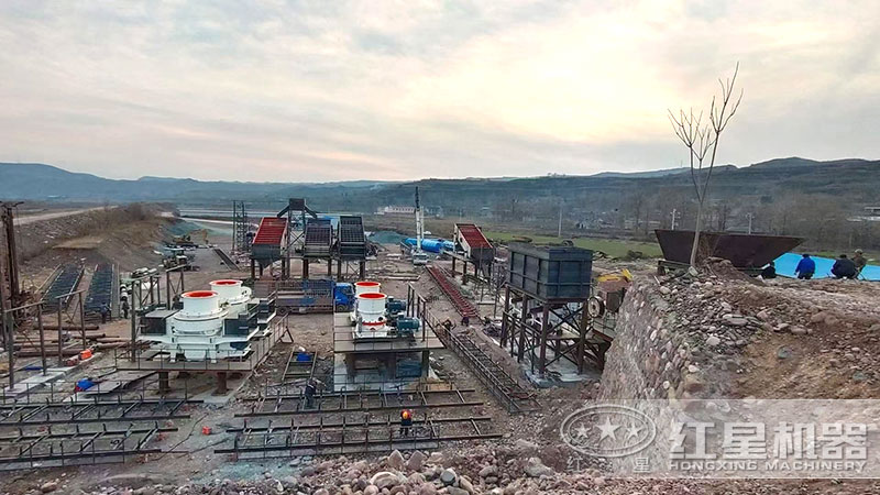 該客戶機制砂生產現(xiàn)場屬于大型，費用在180萬左右