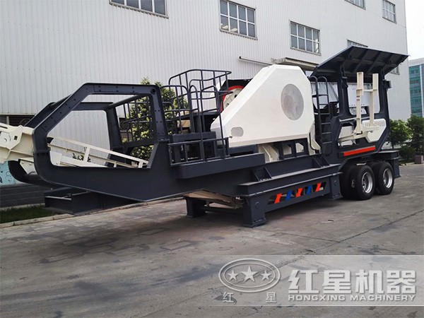 一小時(shí)500噸車載移動顎式破石機(jī)