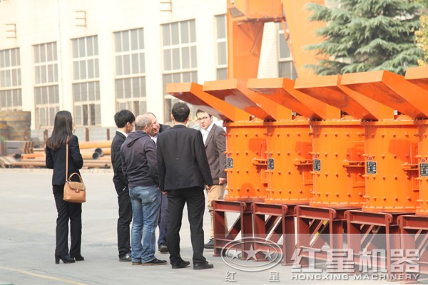 客戶參觀現(xiàn)場 客戶參觀現(xiàn)場