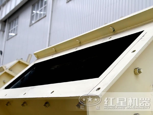 1315反擊式破碎進料口細節(jié) 1315反擊式破碎進料口細節(jié)