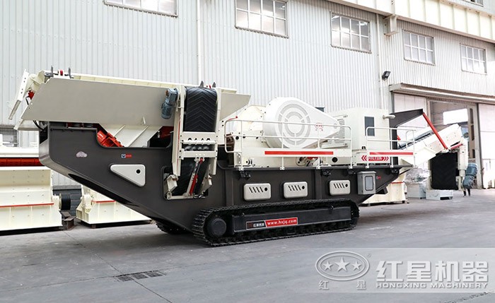 履帶設(shè)計(jì)的移動(dòng)碎石機(jī) 履帶設(shè)計(jì)的移動(dòng)碎石機(jī)