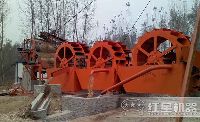 山頭泥洗砂機_沙泥分離洗沙機現(xiàn)場 山頭泥洗砂機_沙泥分離洗沙機現(xiàn)場