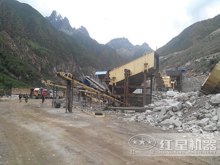 固定式的建渣作業(yè)生產線安裝現場