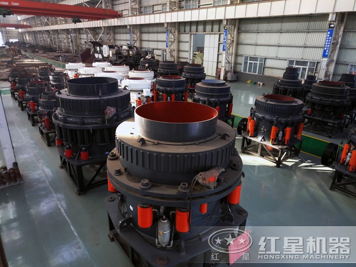 圓錐破碎機(jī)生產(chǎn)廠家生產(chǎn)車間 圓錐破碎機(jī)生產(chǎn)廠家生產(chǎn)車間