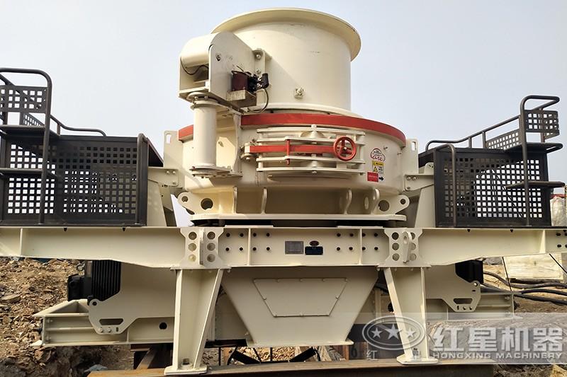 HVI立軸式沖擊細碎機安裝現(xiàn)場