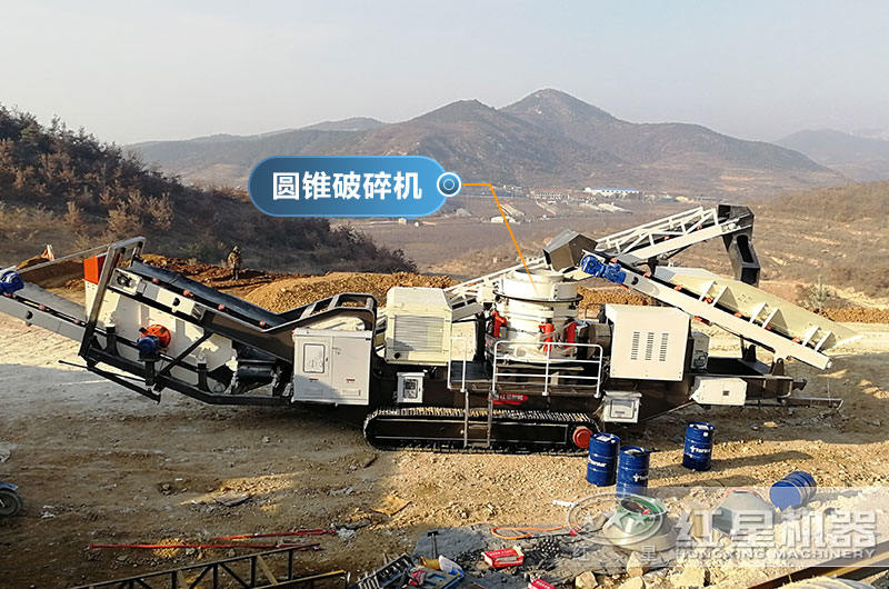 履帶式移動石頭破碎機現(xiàn)場看，可就近現(xiàn)場考察