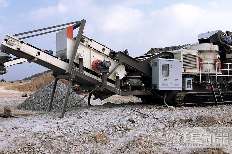 移動式磕石機(jī)現(xiàn)場