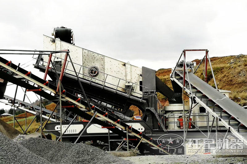 圓錐破移動式破碎站，二段中碎+篩分