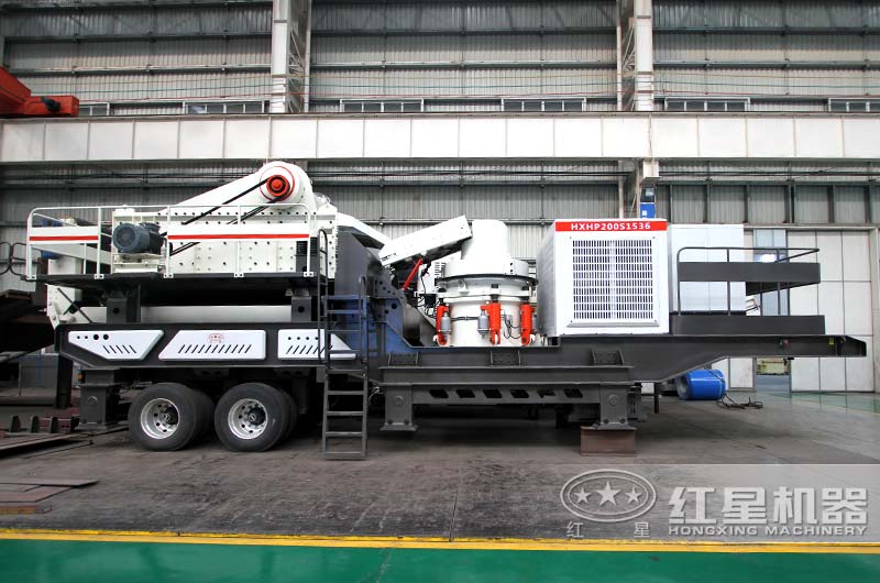 移動(dòng)式圓錐破碎機(jī)，上圖